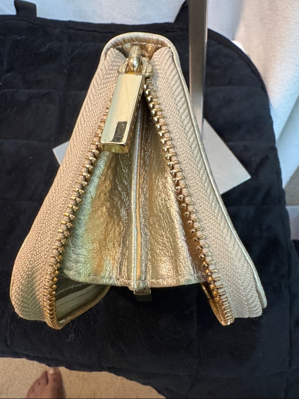 Tory Burch Metallic Gold Leather Zip Wallet - Picture 9 of 17